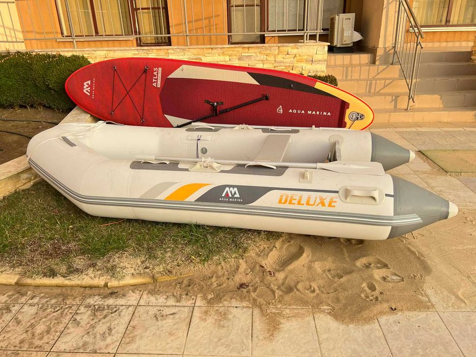Продавам надуваема лодка AQUA MARINA с бензинов двигател Honda BF6DH