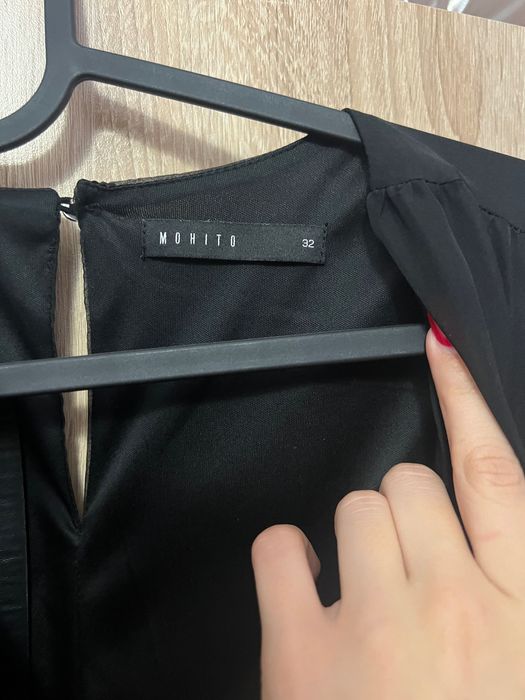 Мини рокля MOHITO