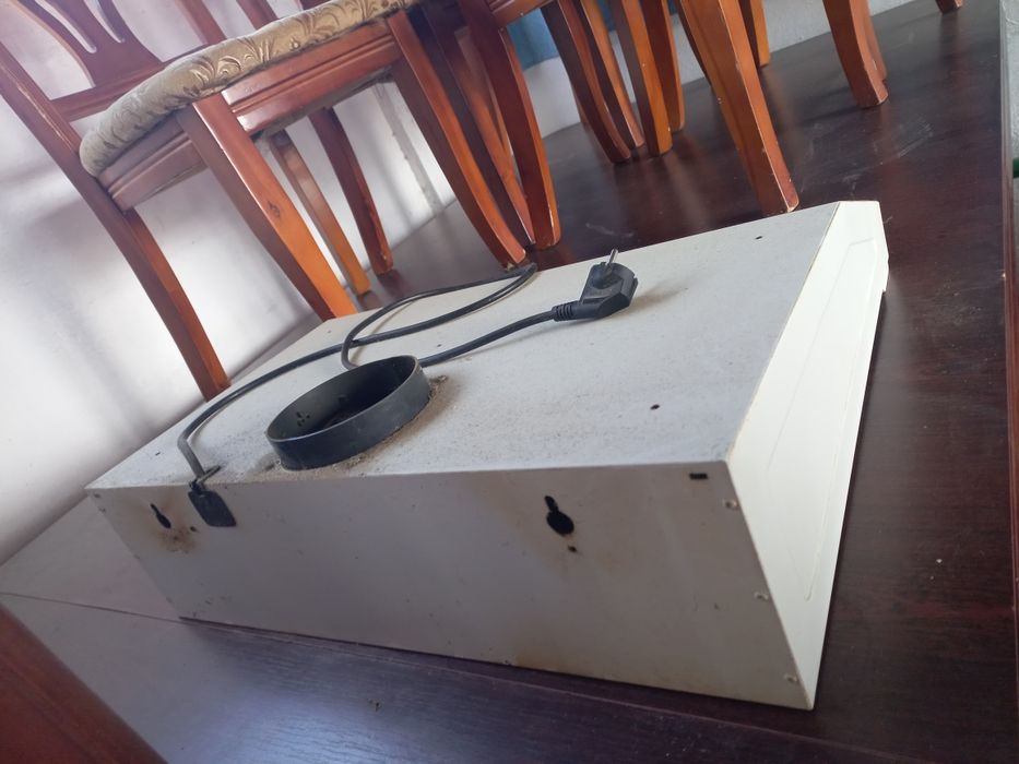 Вытяжка в хорошем состоянии