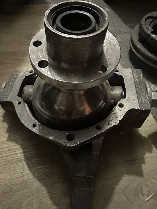 Кулак поворотный Уаз новый