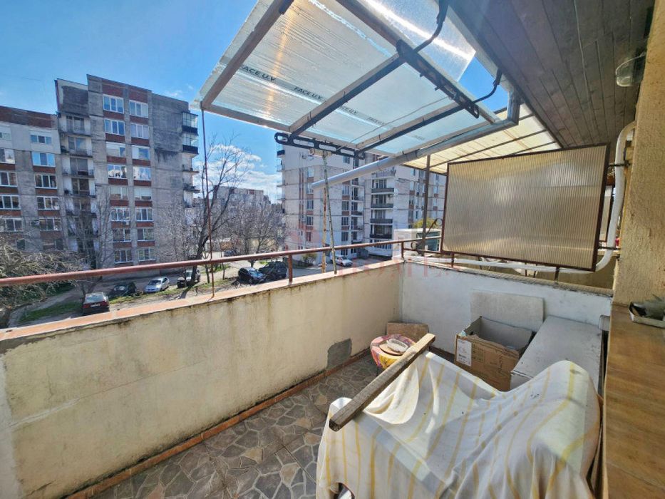 Продава се Двустаен апартамент в Велико Търново, Колю Фичето - 65 кв.м за 1293 €/кв.м - Снимка #12