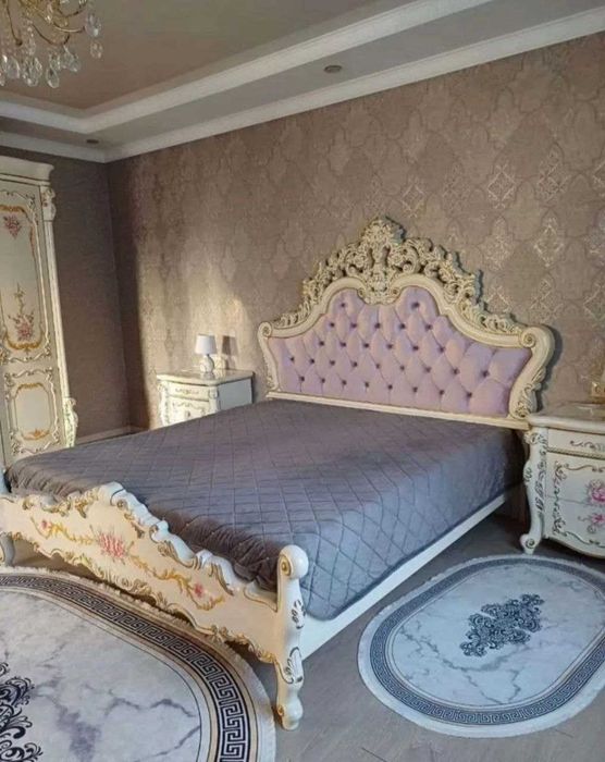 Продам спальный гарнитурчик. Ь