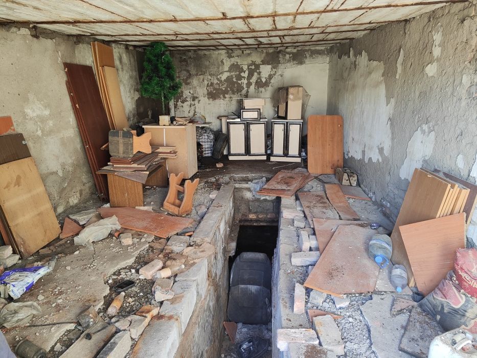 Продаётся гараж.