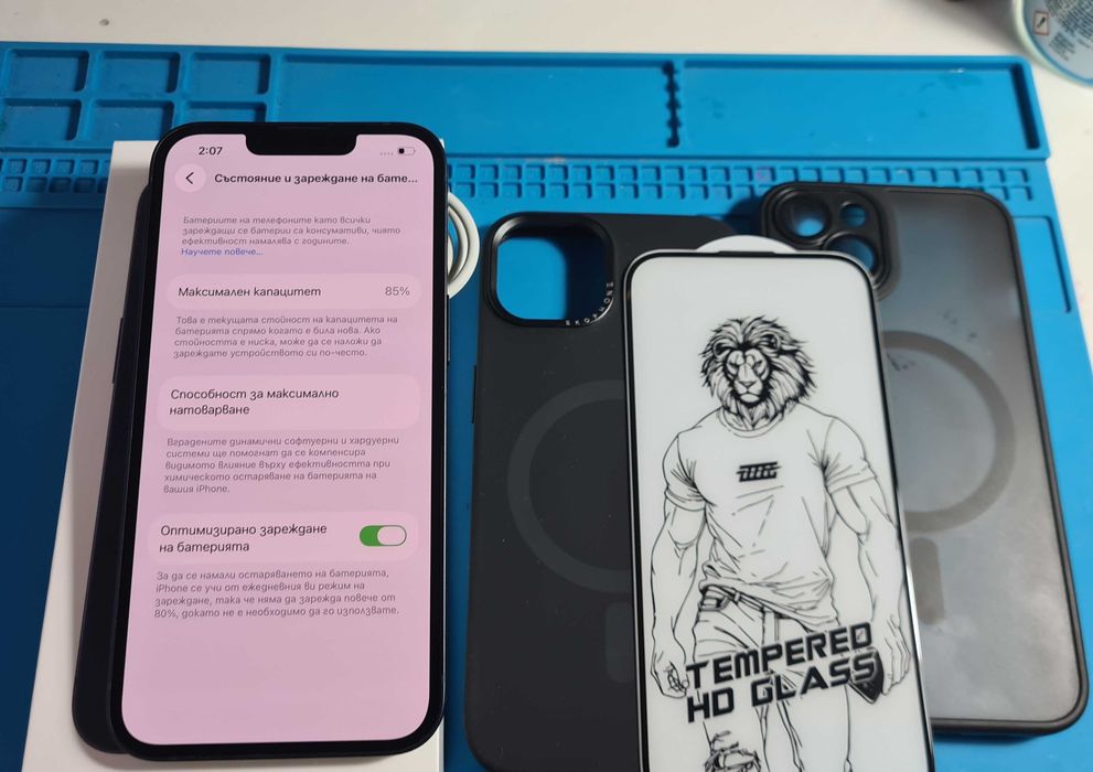 iPhone 13 перфектен 128GB памет 85% батерия с кутия без драскотина