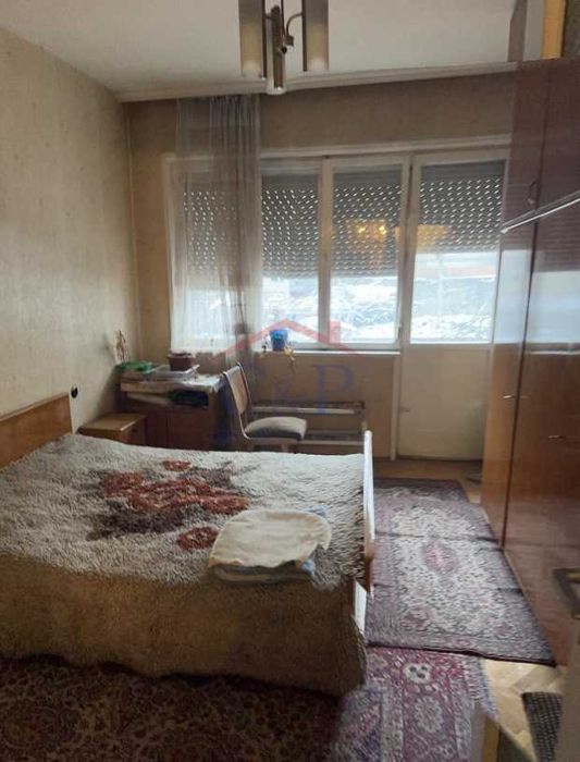 Продава се Многостаен апартамент в Велико Търново, Център - 96 кв.м за 980 €/кв.м - Снимка #4