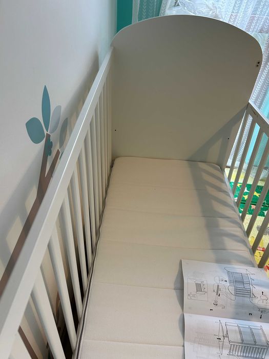 Ikea Креватче Gonat с три степени и матрак с калъфка