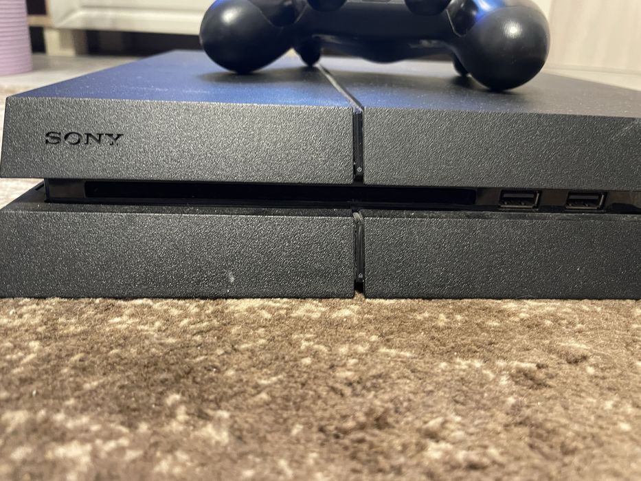 Play Station 4 - PS4 Disk 500GB