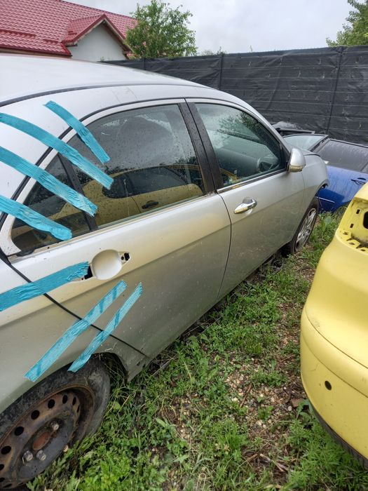 Dezmembrez honda accord 2003  2007