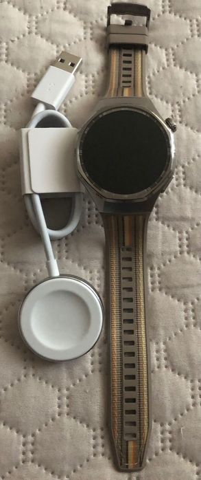 Продавам Huawei Watch GT 6 Pro