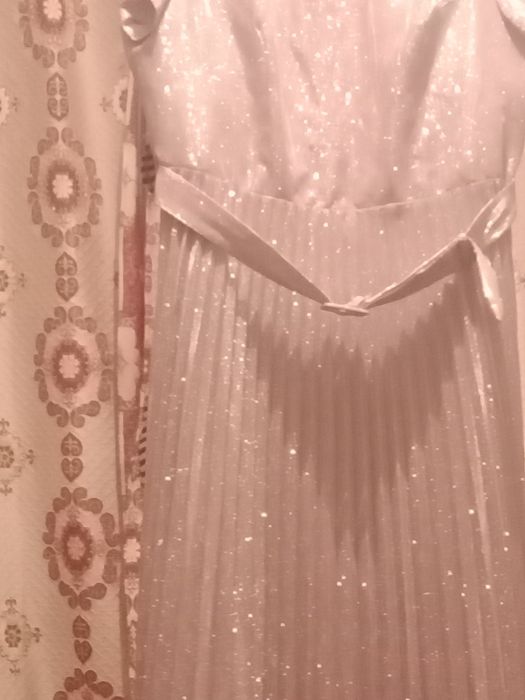 Продам вечернее платье срочно