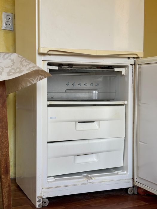 Холодильник в отличном состоянии