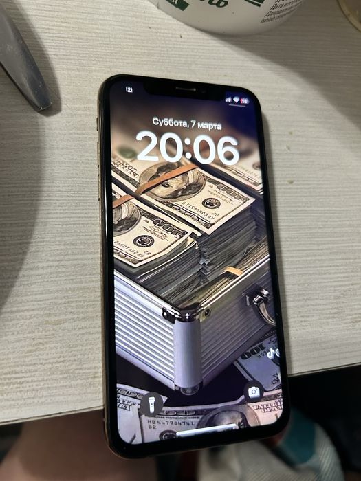 iphone xs 256гб всё работает