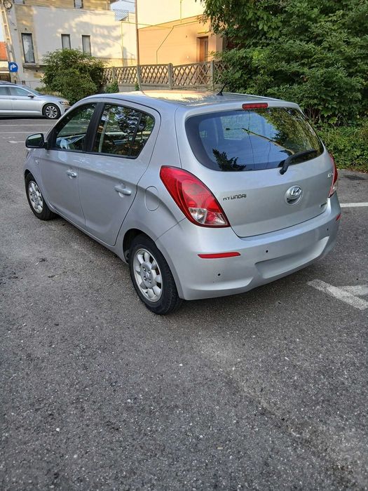 Hyundai i20 Diesel fabricat decembrie 2013, proprietar, inmatriculata