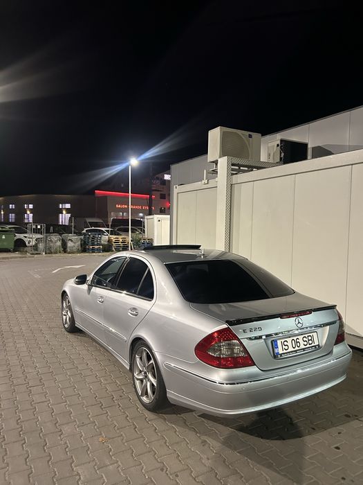 Mercedes E class W211 Facelift Avantgarde