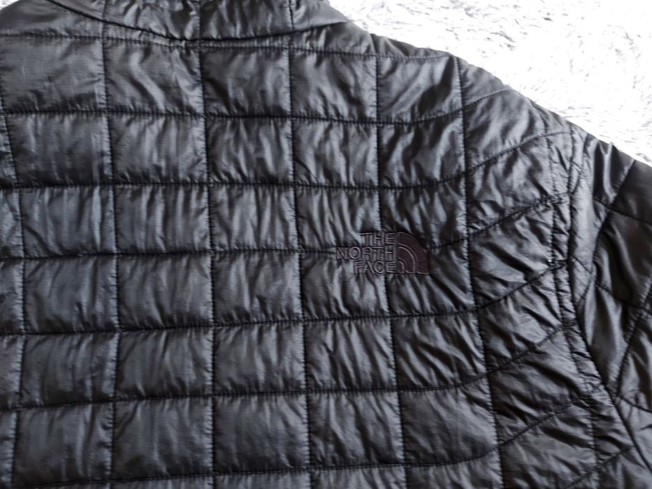 The North face Thermoball M48 като ново мъжко яке, черно лого