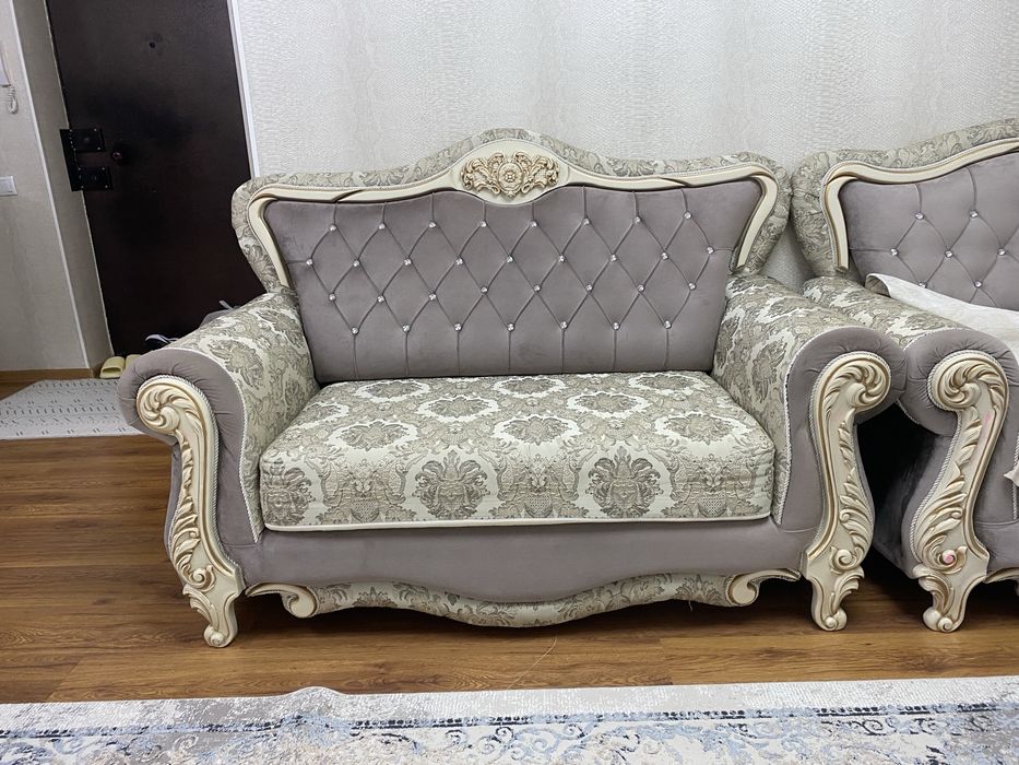 Диван тройка в отличном состоянии