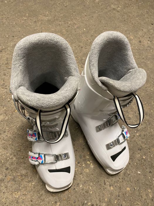 Детски ски обувки Rossignol 23 23,5