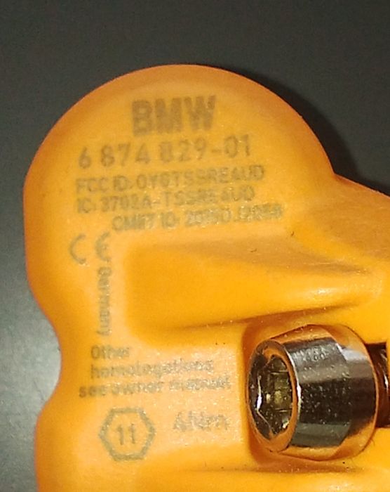 Senzori Presiune roti Originali BMW cu valve metalice.