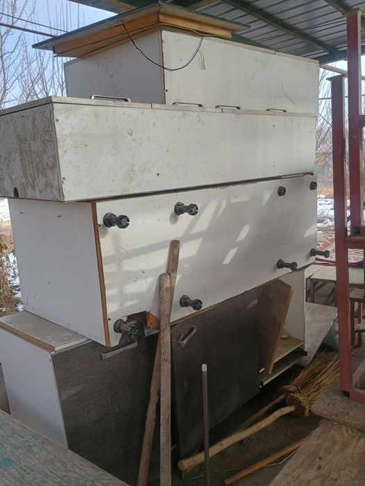 Шкаф, тумби продается