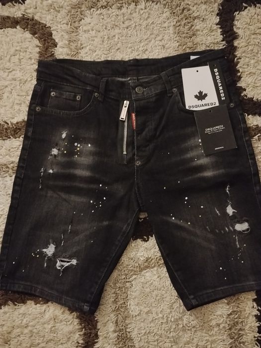 Blugi dsquared2 scurti noi
