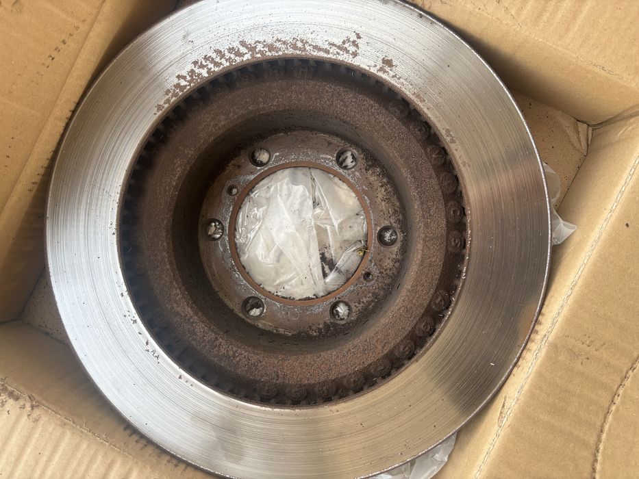 4 Тормозных дисков на прадо 150