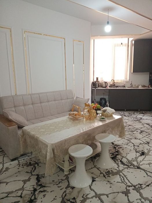 2 xonalik kvartira sotiladi. Uzbekistanskiy