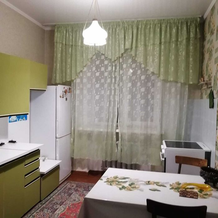 Подам 3-х комнатную, ул.Гоголя