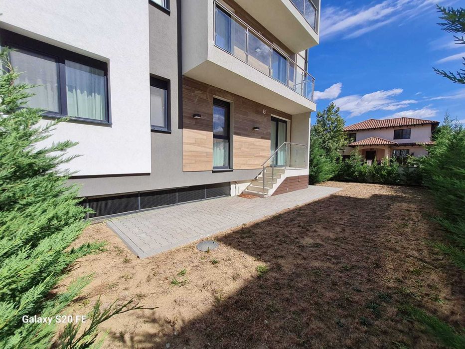 Apartament 3 camere cu curte Sud Plaza