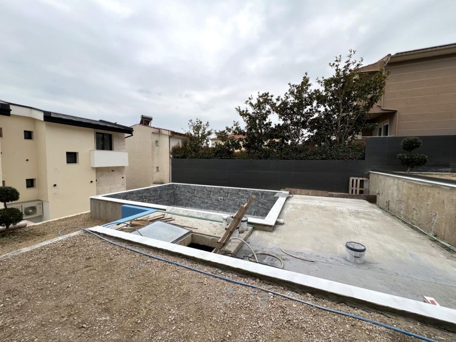 Луксозен мезонет с морска гледка за продажба в Палио, Гърция