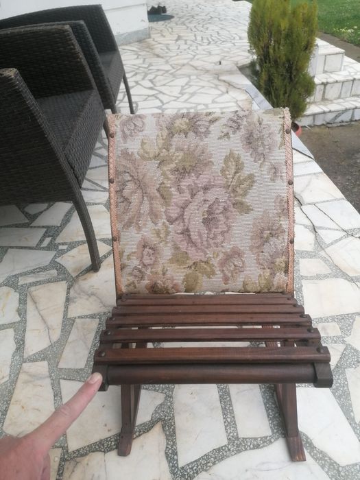 Люлеещ се ретро детски стол