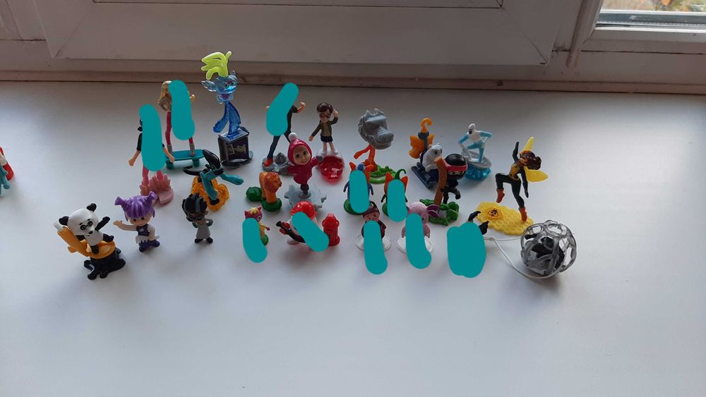 Продам игрушки киндер сюрприз