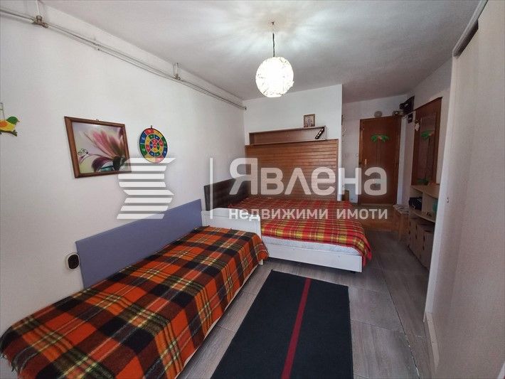 Продава се Къща в Добрич, Център - 235 кв.м за 673 €/кв.м - Снимка #5