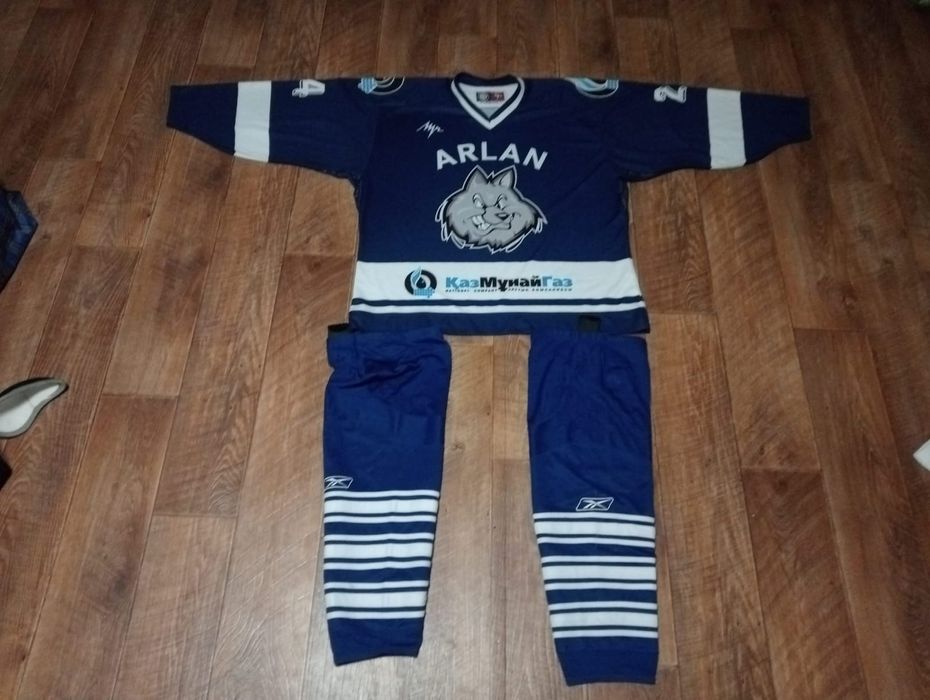 В продаже Хоккейные кофты/Хоккейные треко