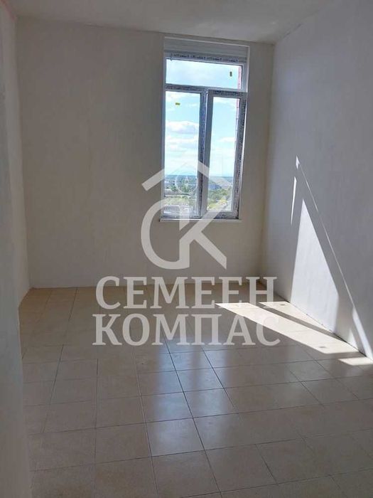 Продава се Двустаен апартамент в Пловдив, Кършияка - 74 кв.м за 758 €/кв.м - Снимка #2
