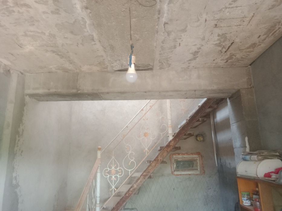 Продается двухэтажный дом