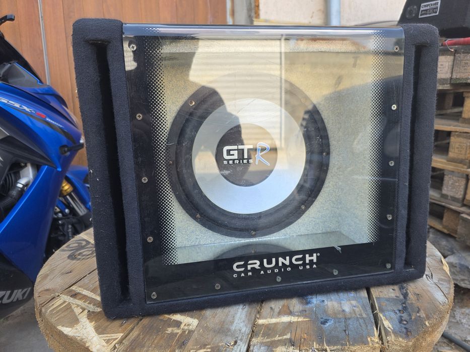 Бас каса crunch, hertz