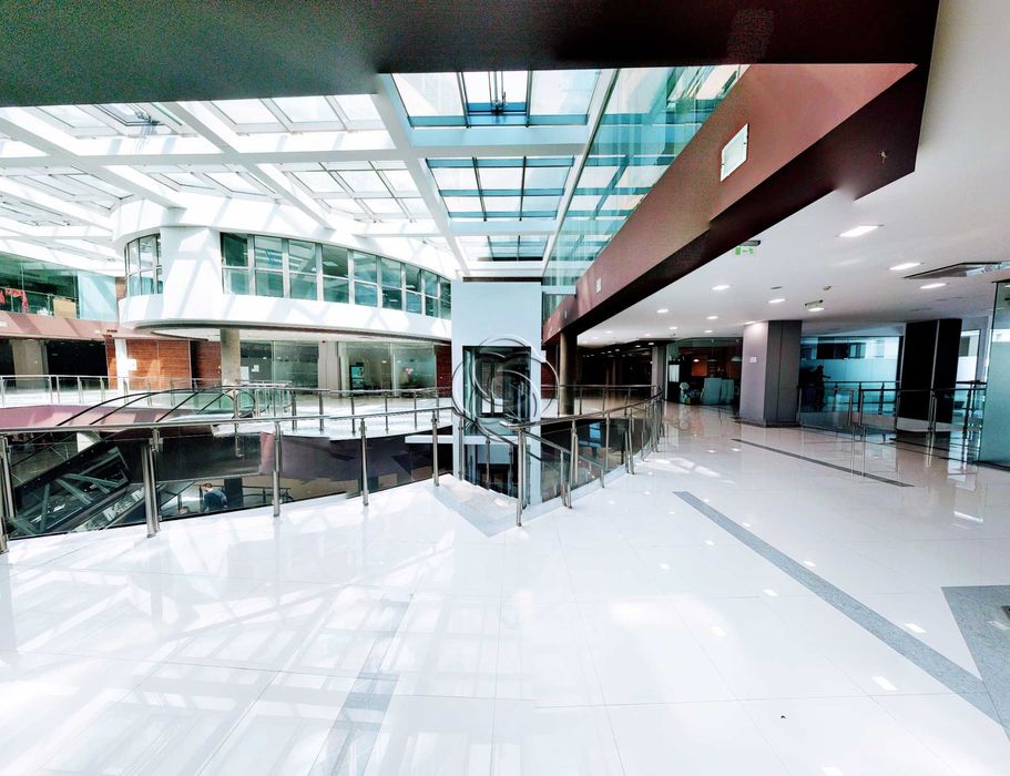 Дава се под наем Офис в София, Младост 3 - 32 кв.м за 275 € - Снимка #1