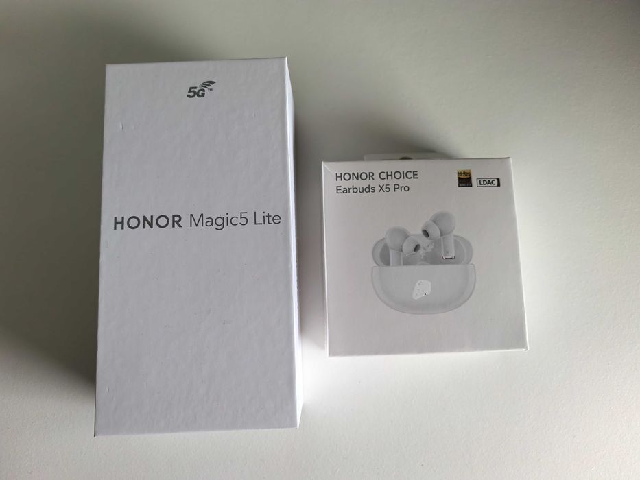 Продавам Honor Magic 5 Lite Black + слушалки