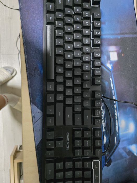 Tastatura eweadn