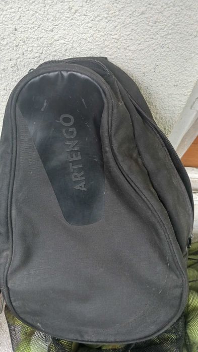 Echipamente de tenis folosite, in buna stare= Un chilipir negociabil.