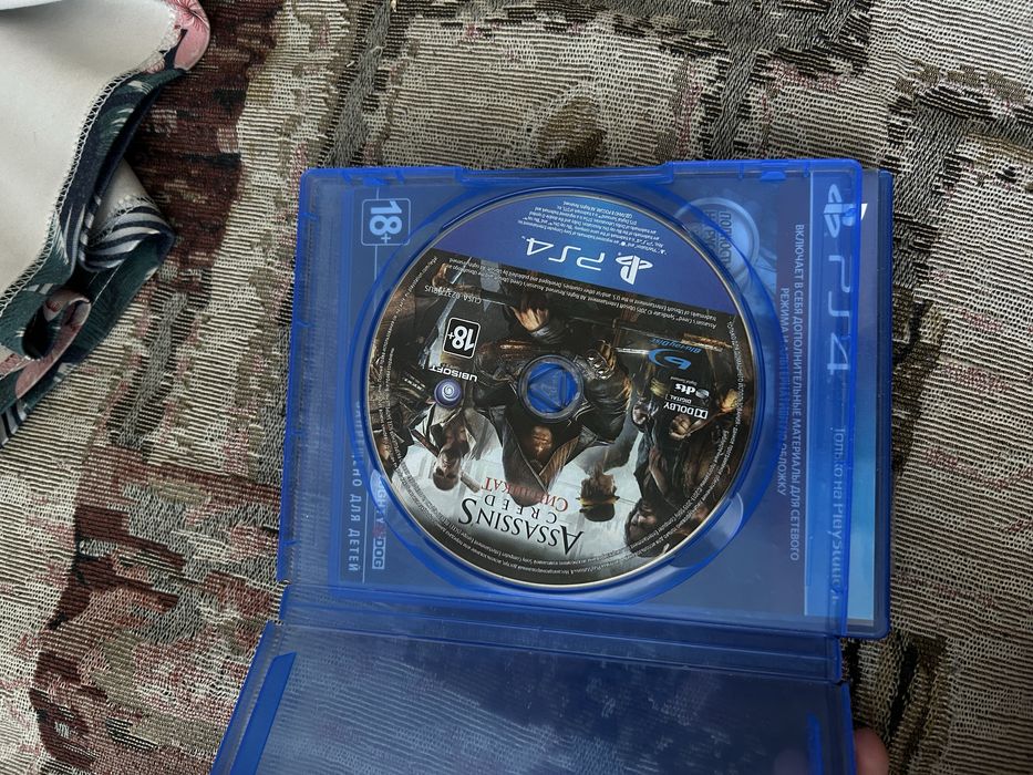 Ps4 1тб + 4 игры