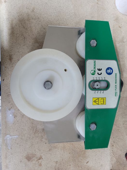 Dispozitiv roluit profile