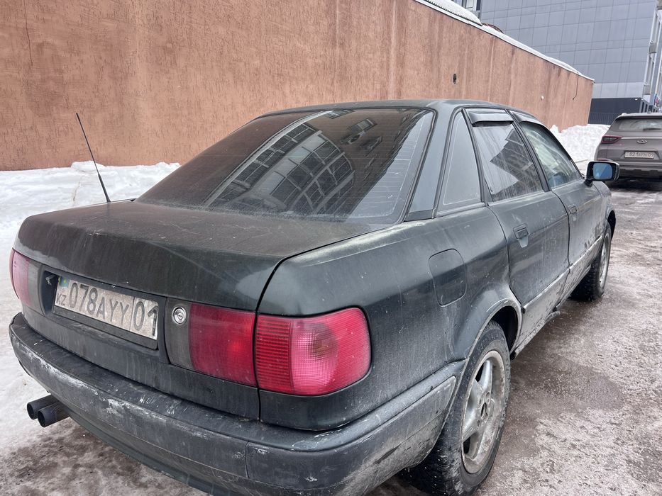 Срочно продается Ауди B4