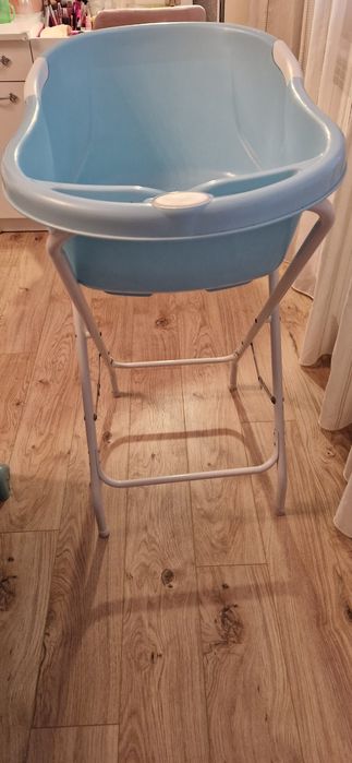 Бебешка вана+стойка мони