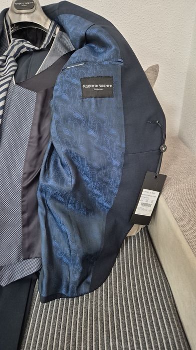 Нови костюми Roberto Vicentti и Antonaga