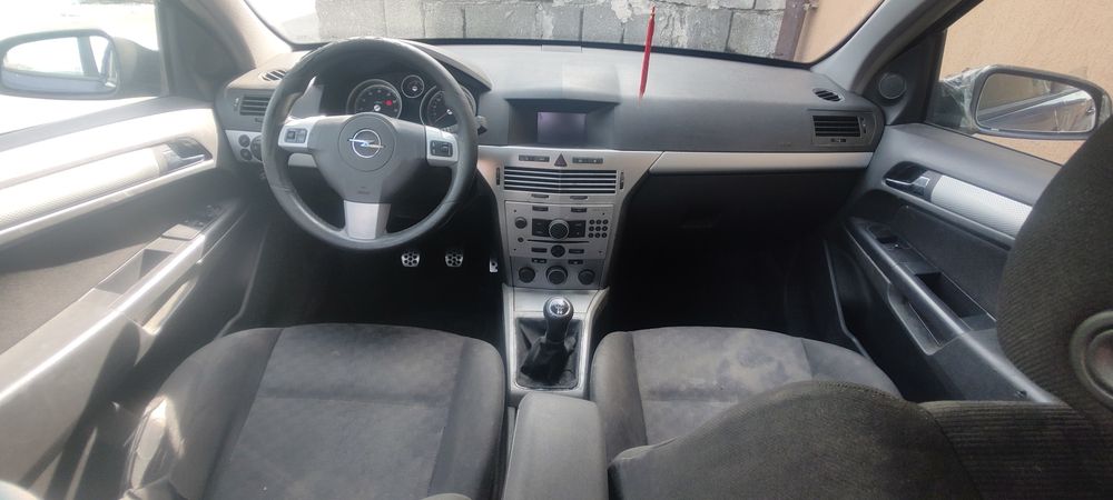 Vând Opel Astra H 1.6 benzină+gpl