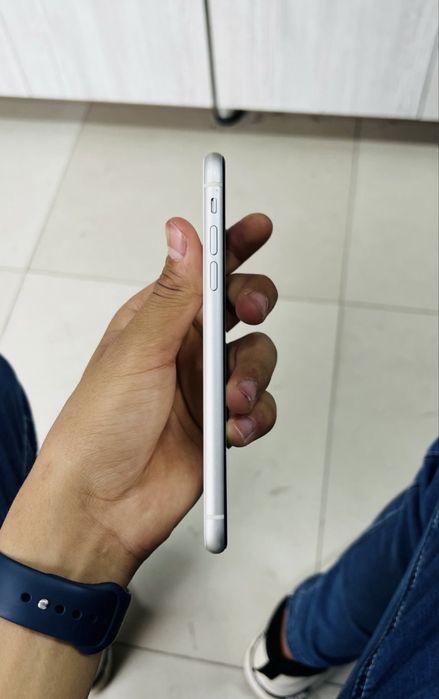 Iphone 11 .128 tali