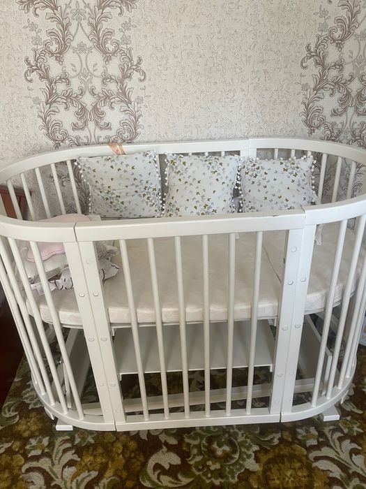 Детский кравать сотилади