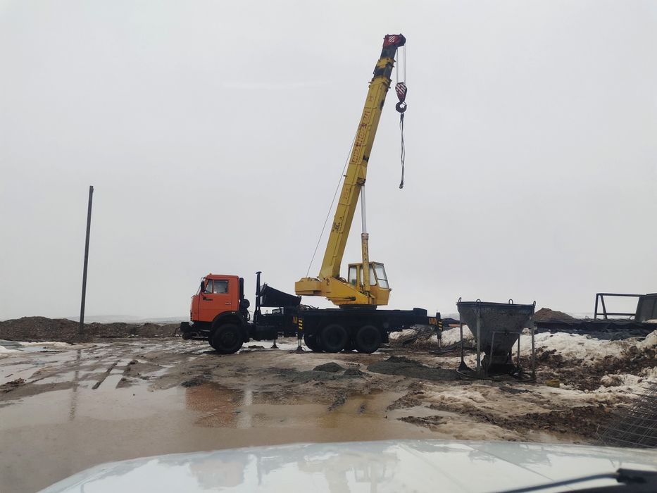 Автокран 25 т 21,метр