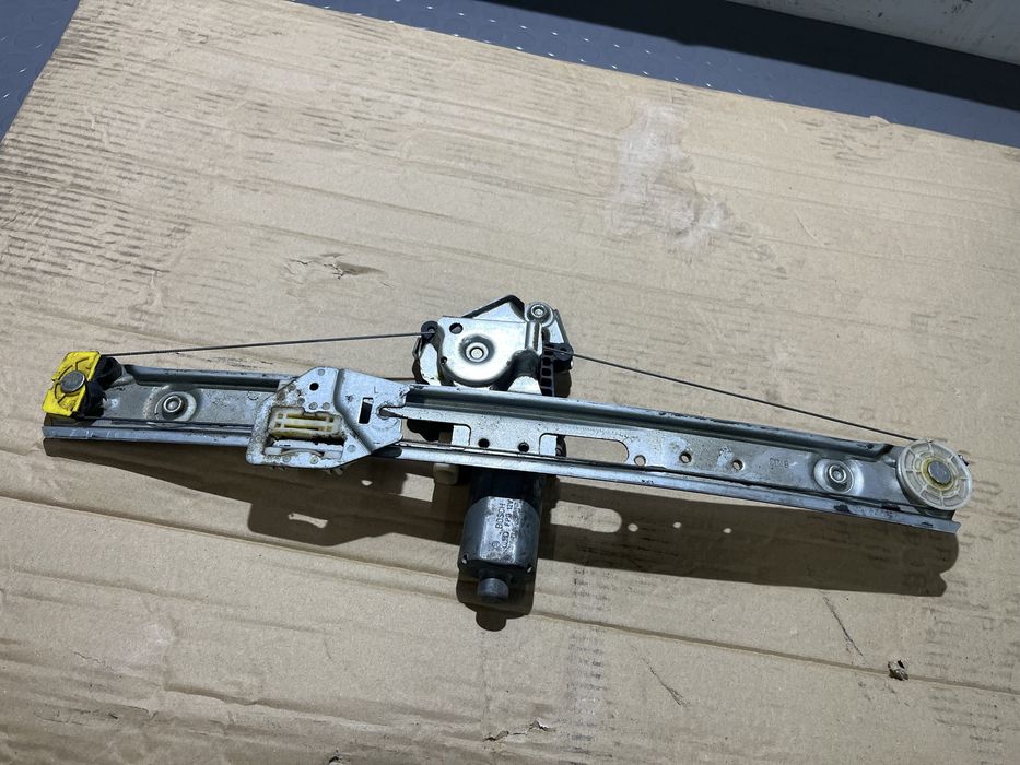 Задните ел.машинки на стъклата за BMW E46 (седан и комби)